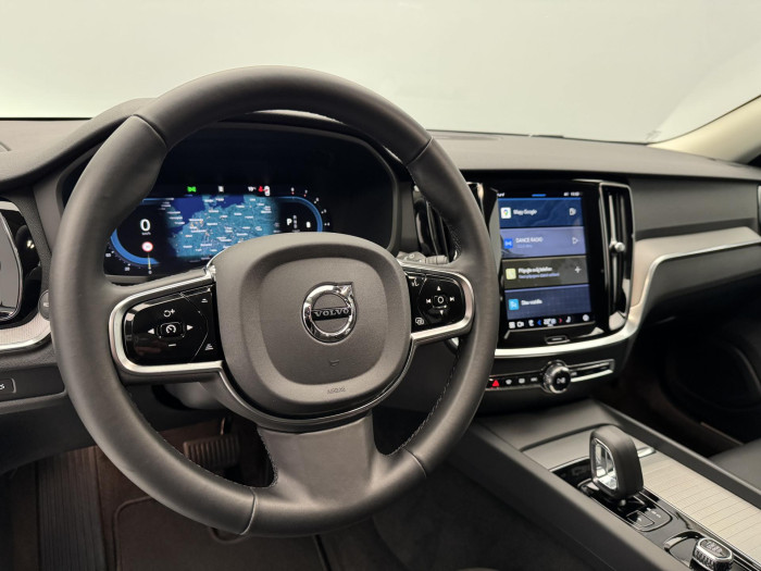 Volvo V60 CC B5 AWD PLUS BRIGHT AUT