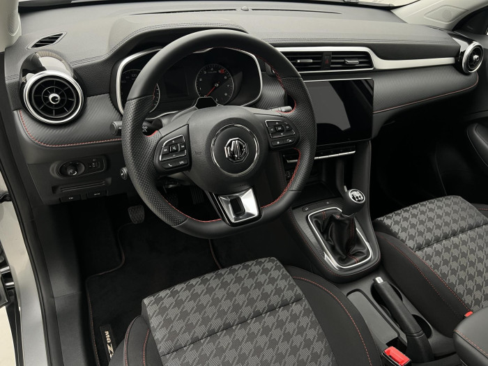 MG ZS 1.5 ESSENTIAL PLUS CZ 1.maj.