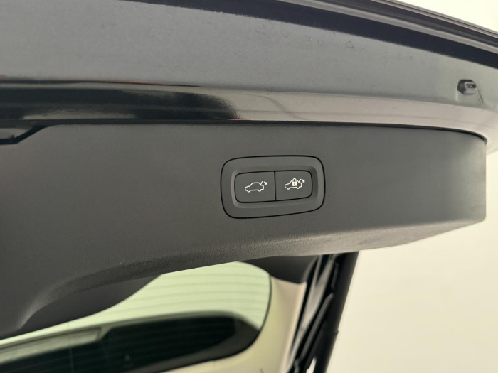 Lynk & Co 01 PHEV DCT AUT