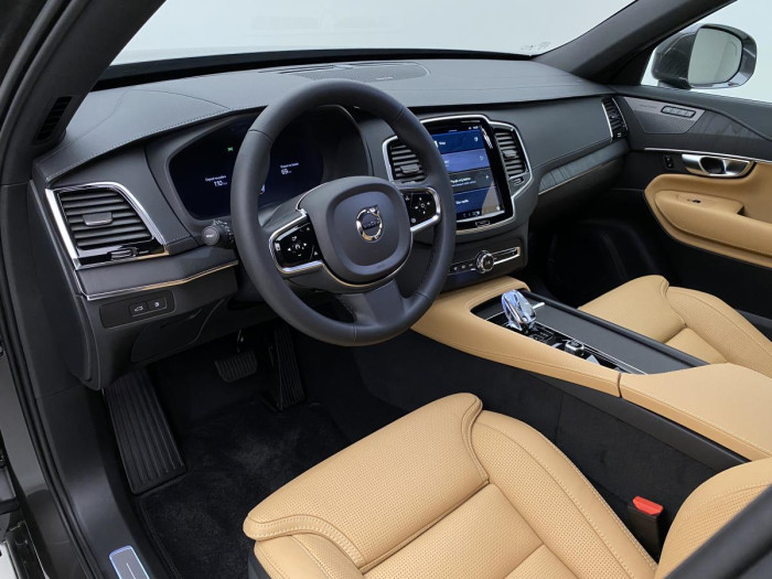 Volvo XC90 T8 AWD AT RECHARGE BRIGHT PLUS 2.0 AT Plus