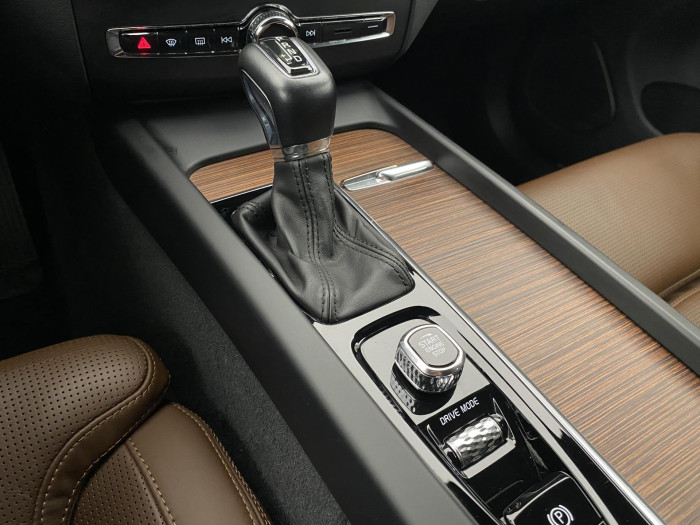 Volvo XC60 D4 AWD INSCRIPTION AUT CZ 2.0 d