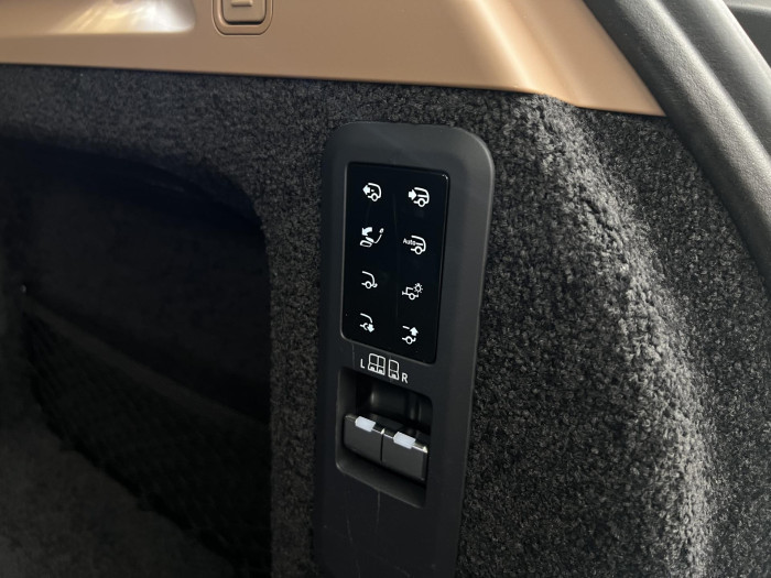 Land Rover Range Rover P550e AUTOBIOGRAPHY Aut SWB