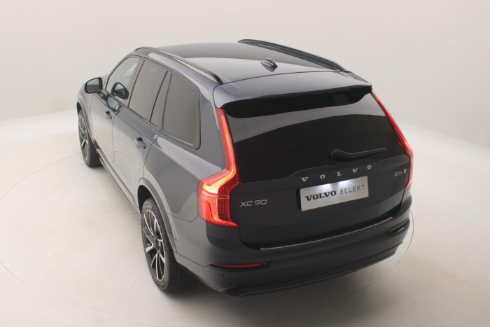 Volvo XC90 B5 AWD PLUS DARK AUT CZ 1.maj