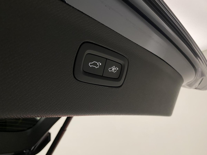 Volvo XC90 B5 AWD AUT BRIGHT PLUS 7míst 2.0 Plus
