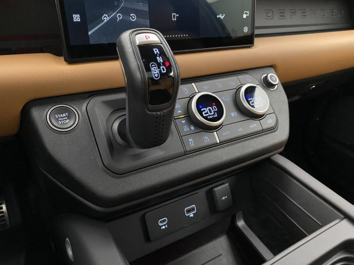 Land Rover Defender 90 P525 AWD CARPATHIAN EDITION 5.0 Edition