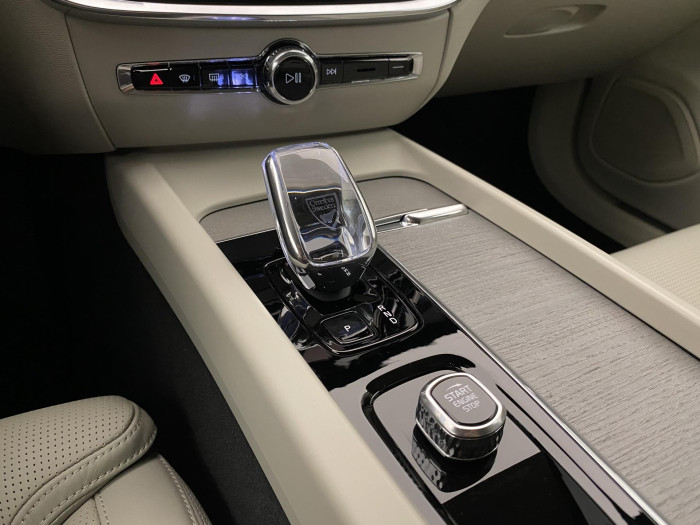 Volvo V60 B4 AUT BRIGHT PLUS