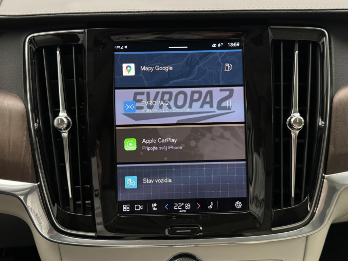 Volvo V90 CC B5 AWD PRO AUT REZERVACE 2.0 CC CC