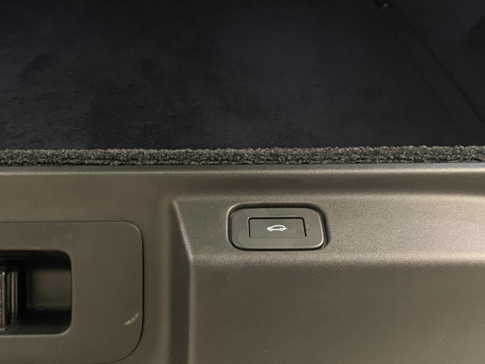 Land Rover Range Rover D350 AUTOBIOGRAPHY LWB HSE CZ 3.0 d