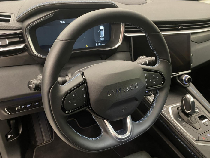 Lynk & Co 01 PHEV DCT AUT 1.maj.