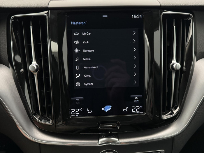 Volvo XC60 B4 AWD MOMENTUM PRO AUT 2.0 Momentum
