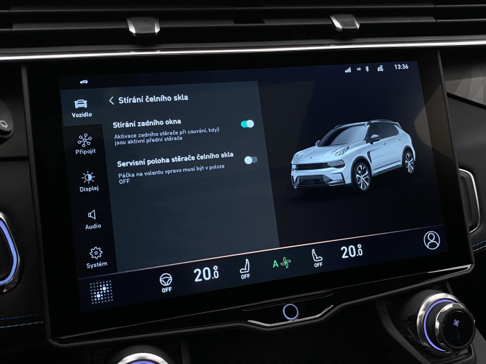 Lynk & Co 01 PHEV DCT AUT 1.maj