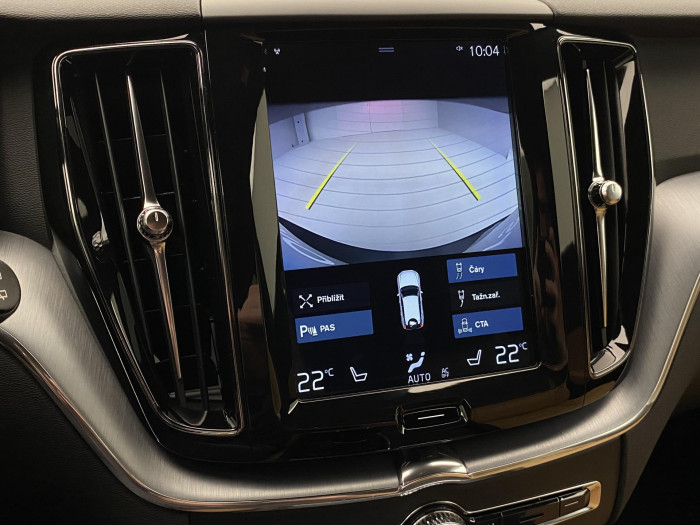 Volvo XC60 T5 AWD MOMENTUM AUT CZ 2.0 Momentum