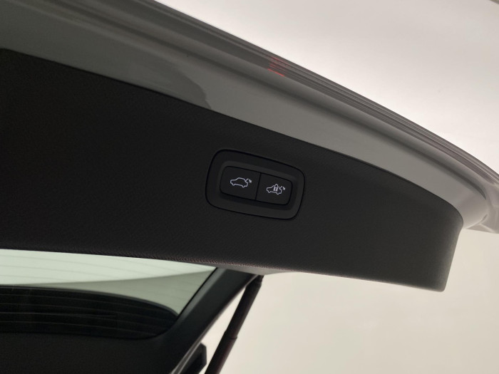 Volvo XC90 T8 AWD RECHARGE DARK PLUS 7m