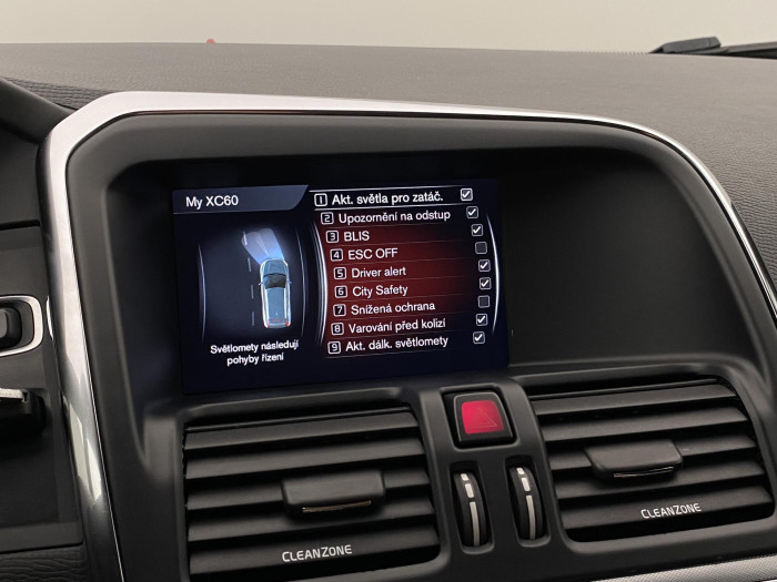 Volvo XC60 D4 AWD MOMENTUM AUT 2.4 d Momentum