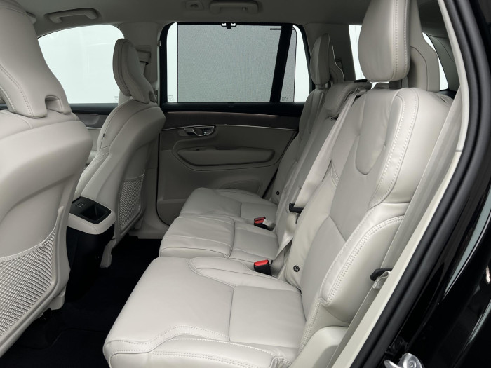 Volvo XC90 B5 AWD DARK PLUS AUT