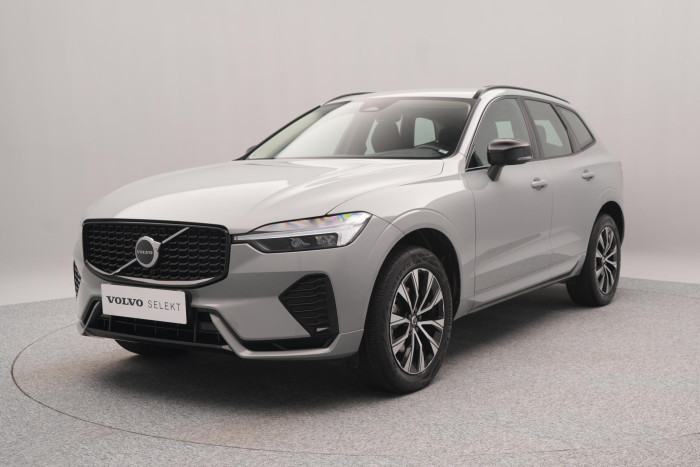 Volvo XC60 B5 AWD PLUS DARK CZ 1.maj