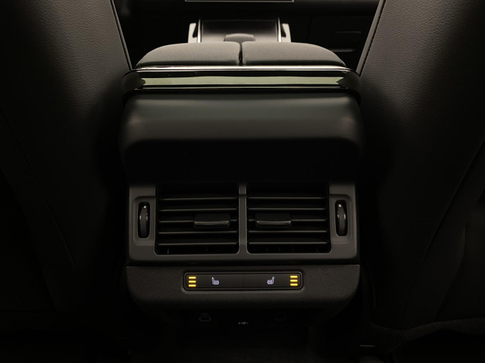 Land Rover Range Rover Evoque D165 R-DYNAMIC SE  AWD AUT 2.0 d Dynamic SE