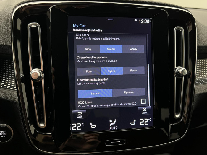 Volvo XC40 T5 RECHARGE R-DESIGN AUT