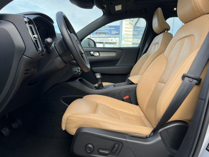 Volvo XC40 D3 INSCRIPTION 1.maj. 2.0 d