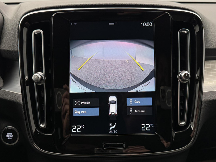 Volvo XC40 T2 MOMENTUM CZ 1.5 Momentum