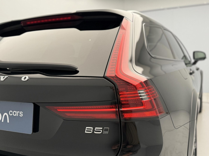 Volvo V90 B5 AWD ULTIMATE BRIGHT AUT