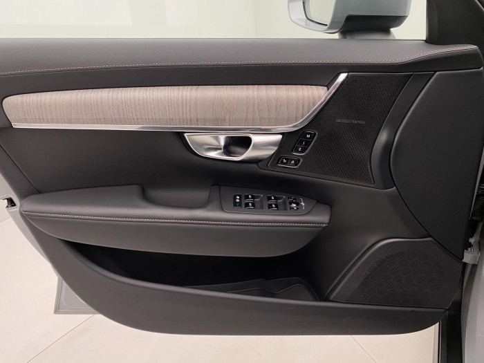 Volvo V90 CC B4 AWD ULTIMATE AUT CZ 2.0 CC CC