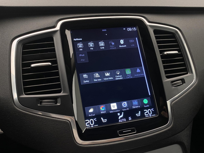 Volvo XC90 D5 AWD MOMENTUM AUT CZ 7míst 2.0 d Momentum