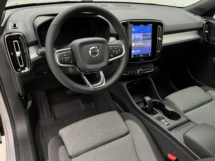 Volvo XC40 B4 CORE AUT 1.maj.