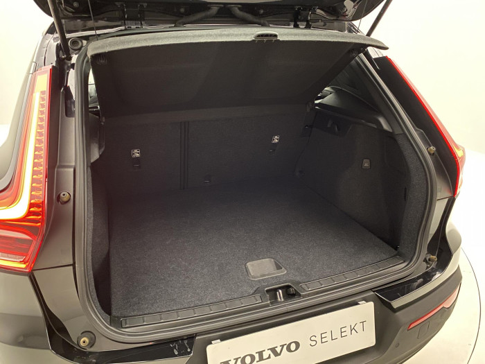 Volvo XC40 T2 CORE NAVIGACE 1.maj