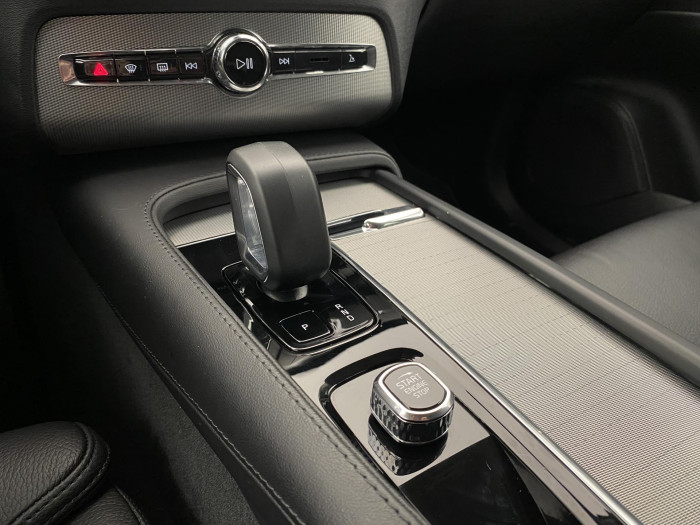 Volvo XC90 B5 AWD DARK PLUS AUT CZ