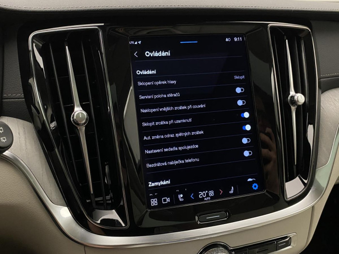 Volvo V60 CC B5 AWD ULTIMATE REZERVACE 2.0 CC CC
