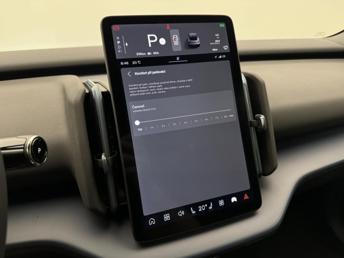 Volvo EX30 PURE ELECTRIC RECHAR. CORE RWD
