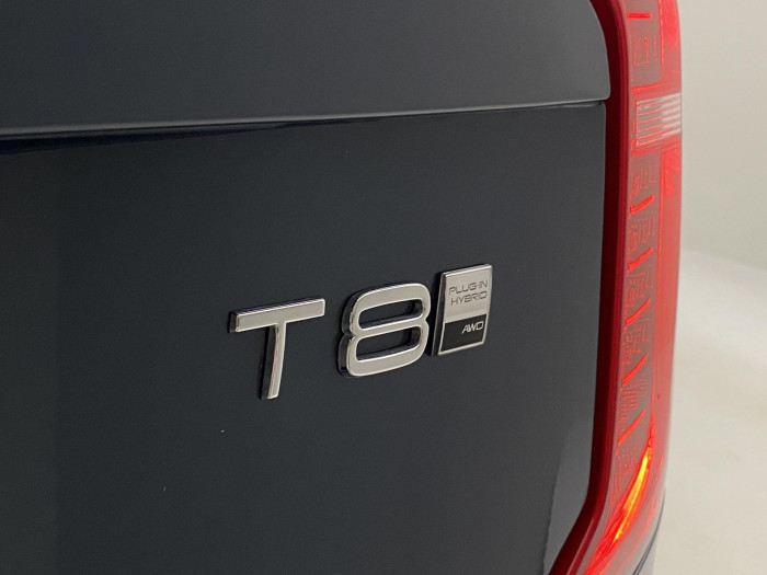 Volvo XC90 T8 AWD ULTRA DARK AUT CZ 7m