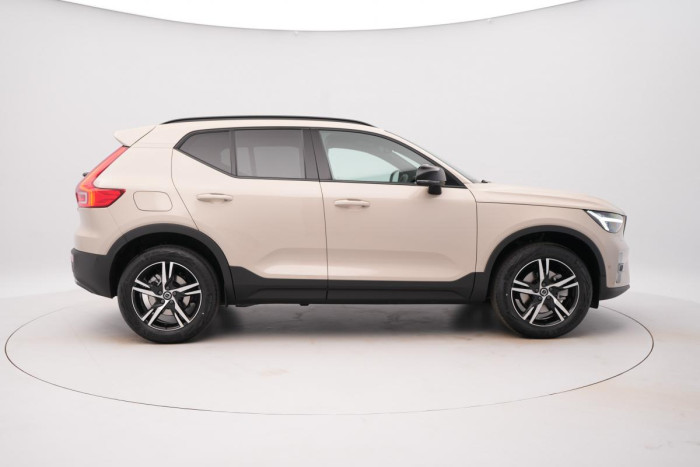 Volvo XC40 B3 AUT DARK PLUS