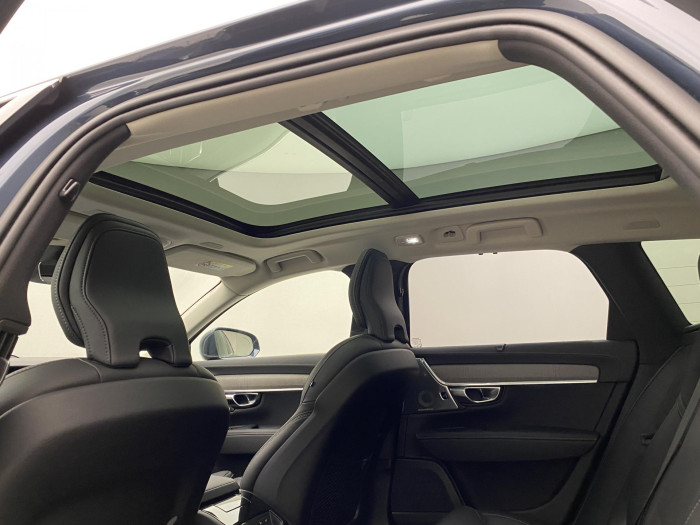 Volvo V90 T8 AWD Plug-in BRIGHT ULTRA