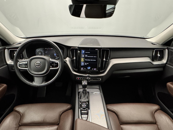 Volvo XC60 D5 AWD INSCRIPTION AUT CZ 2.0 d