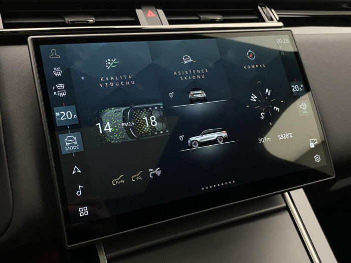 Land Rover Range Rover Velar REZERVACE!