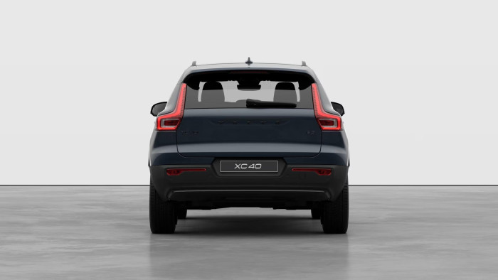 Volvo XC40 B3 AUT PLUS BLACK EDITION