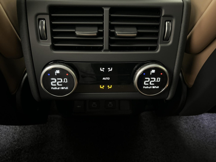 Land Rover Discovery D350 DYNAMIC HSE AWD Aut 3.0 d Dynamic