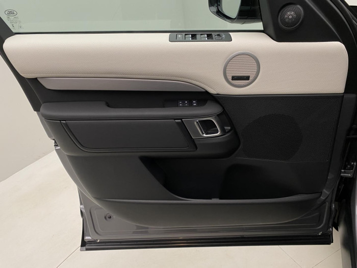 Land Rover Discovery D350 DYNAMIC SE AWD REZERVACE 3.0 d Dynamic SE