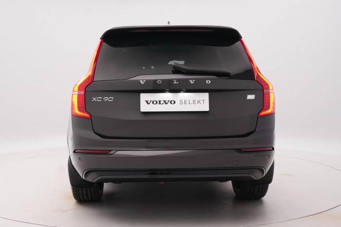 Volvo XC90 RECHARGE T8 AWD ULTIMATE 1.maj