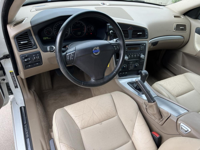 Volvo S60 2.4i MOMENTUM CZ 2.4 i Momentum