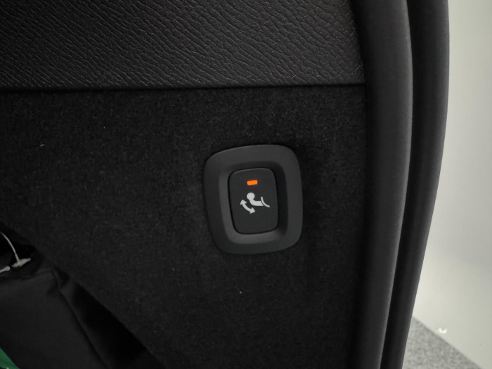 Volvo XC90 T8 AWD RECHARGE DARK PLUS