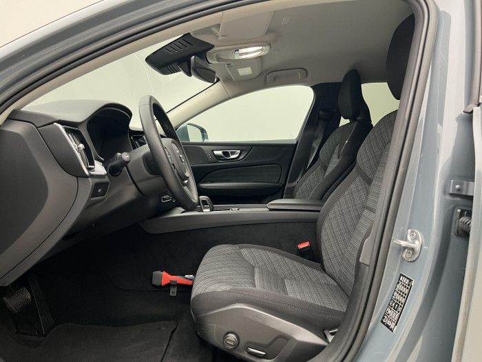 Volvo V60 B3 CORE AUT 1.maj.