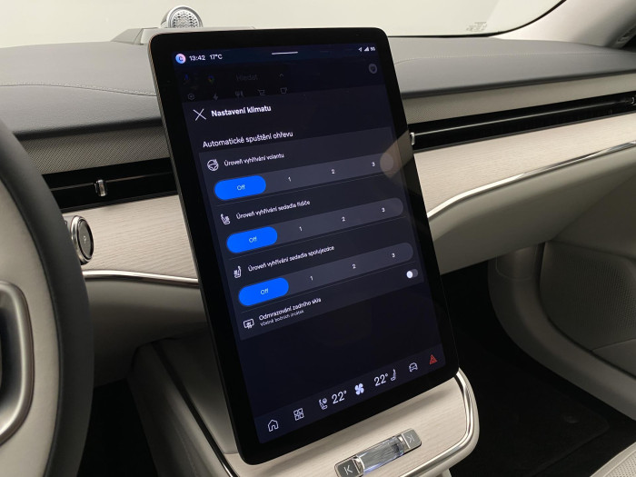 Volvo ES90 PURE ELECTRIC ULTRA