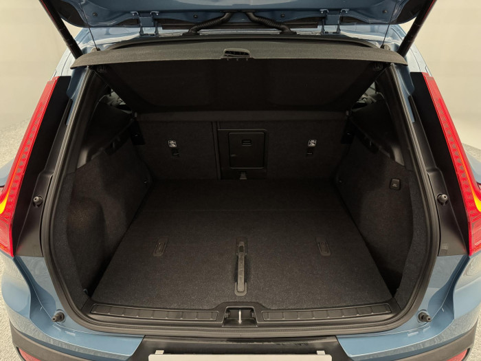 Volvo XC40 B3 ULTIMATE AUT
