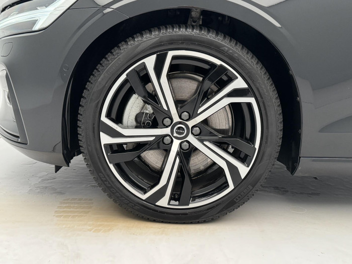 Volvo S60 B5 AWD ULTIMATE DARK AUT
