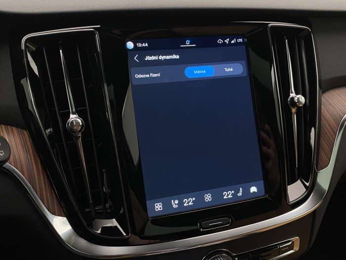 Volvo V60 B4 AUT DARK PLUS