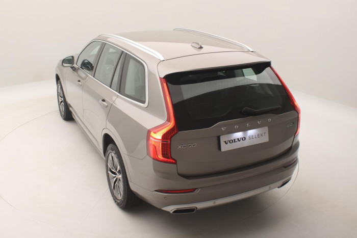 Volvo XC90 B5 AWD MOMENTUM REZERVACE 2.0 Momentum