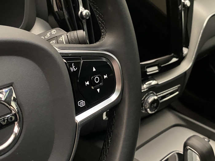 Volvo XC60 B4 AWD PLUS BRIGHT AUT 1.maj
